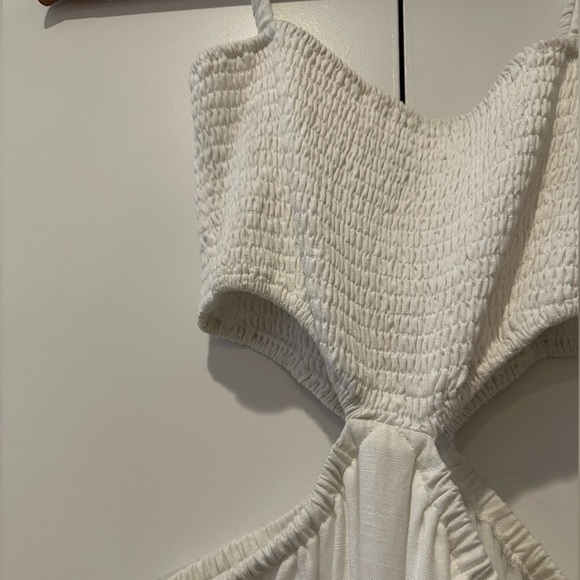 Side cutout midi dress - Picture 4 of 5